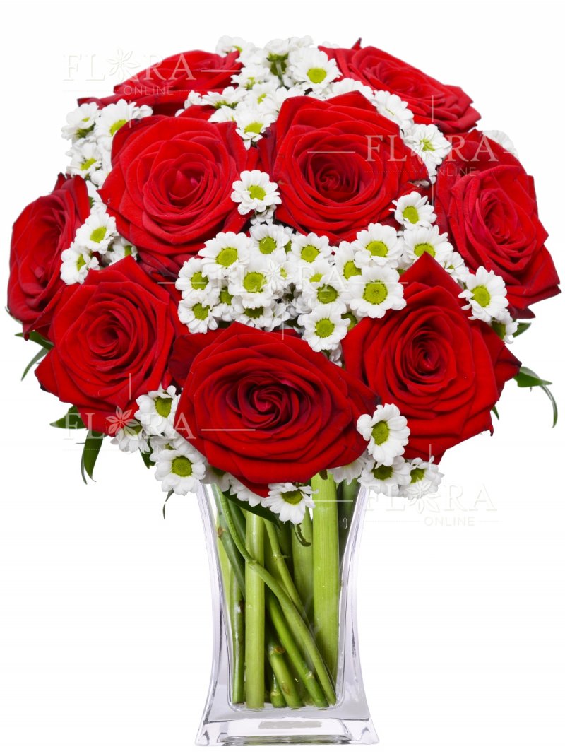 Red Roses + Santini: flower delivery